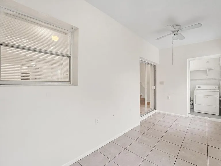1313 Seaview — Photo 10