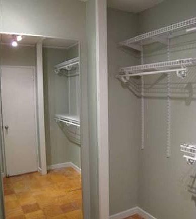 Walk in closet
