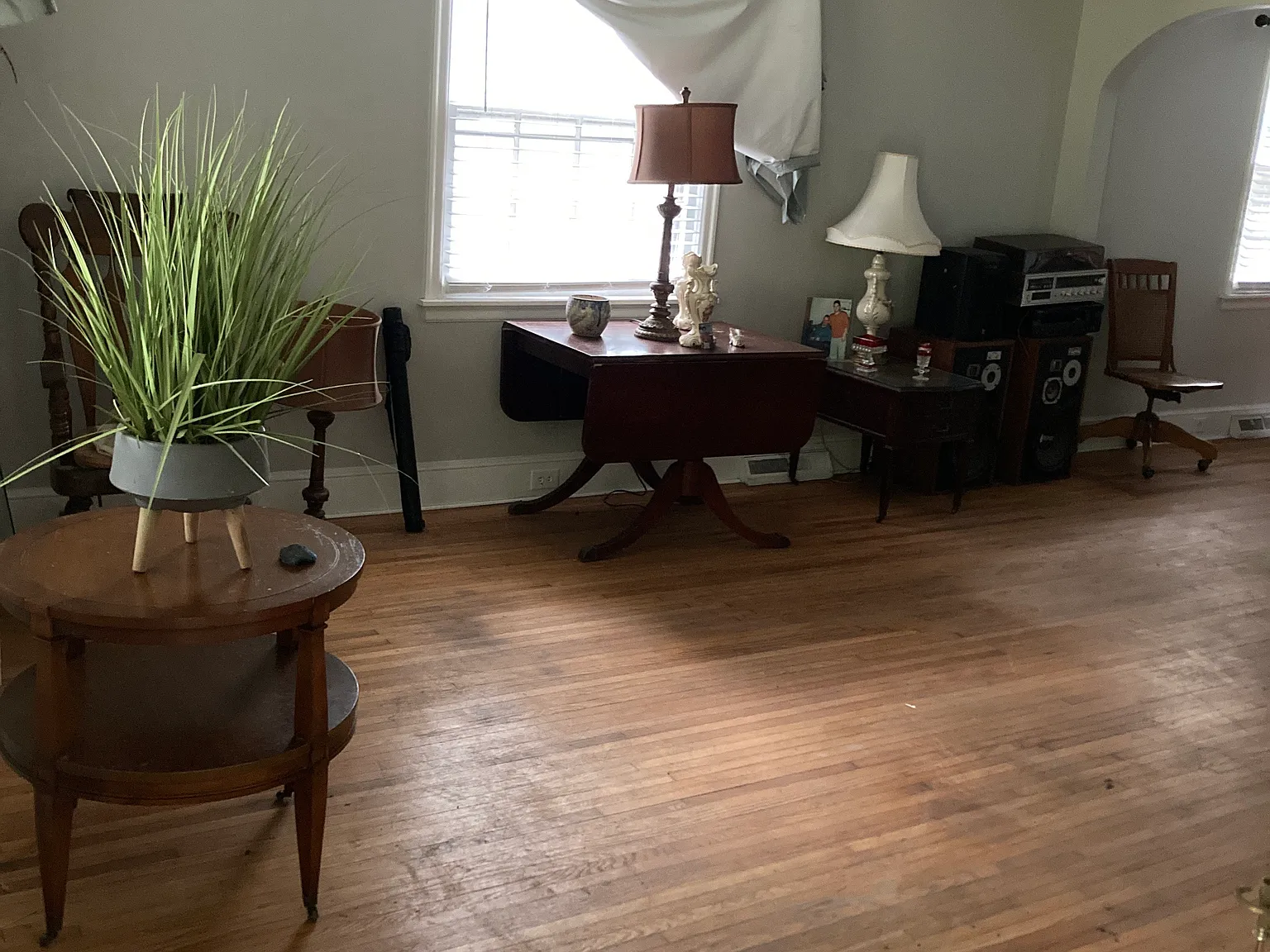2 bed, 1082 sqft, $1,200 — Photo 2