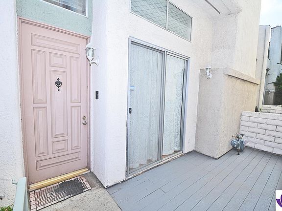 2nd image of 12334 Chandler Blvd Unit D