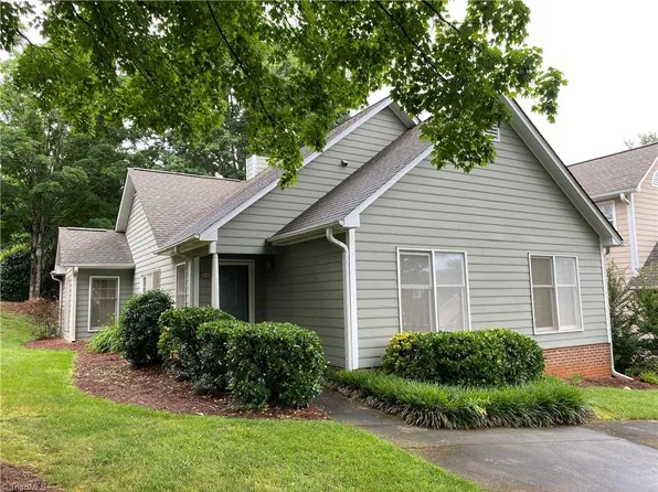 2701 Sawgrass Ct, Winston Salem, NC 27103