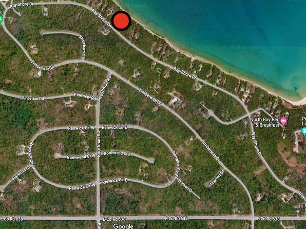 5561 Bay Shore Dr, Presque Isle, MI 49777