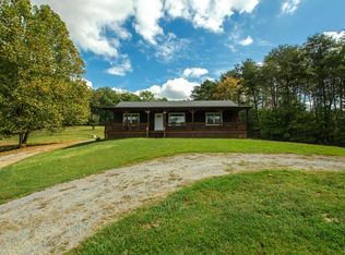 1170 Peerman School Rd, Altavista, VA 24517