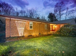 11523 Auburn Rd, Chardon, OH 44024