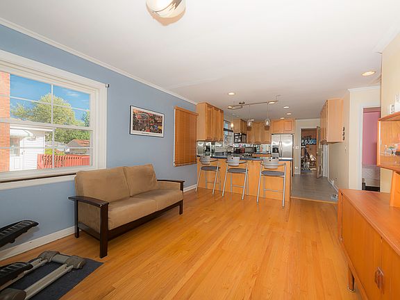 2nd image of 1815 N 73rd Ave