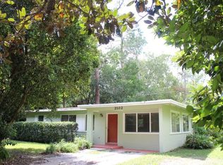 2102 NE 8th St, Gainesville, FL 32609