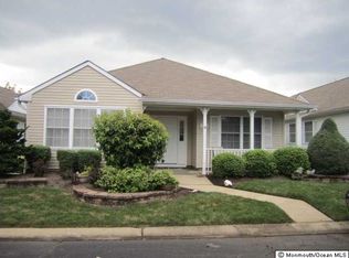 173 Goldfinch Dr, Monroe Township, NJ 08831
