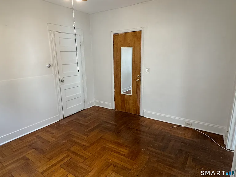 631 Colorado Ave — Photo 3