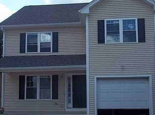 36 Hickory Rd, Cumberland, RI 02864