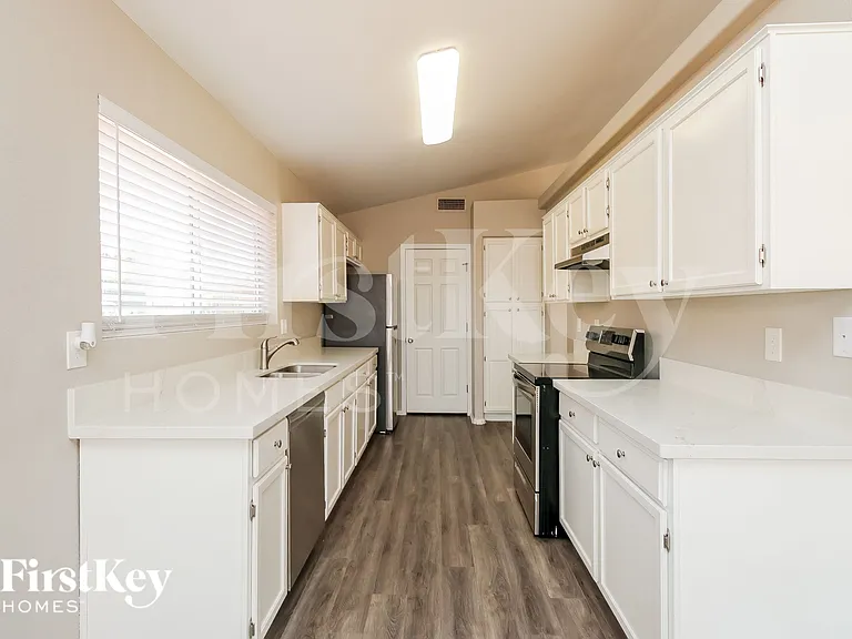 4323 E Aspen Ave — Photo 7