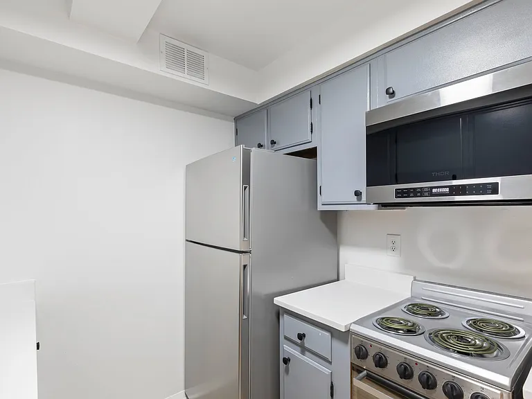 The Gallery Apartments — Photo 64