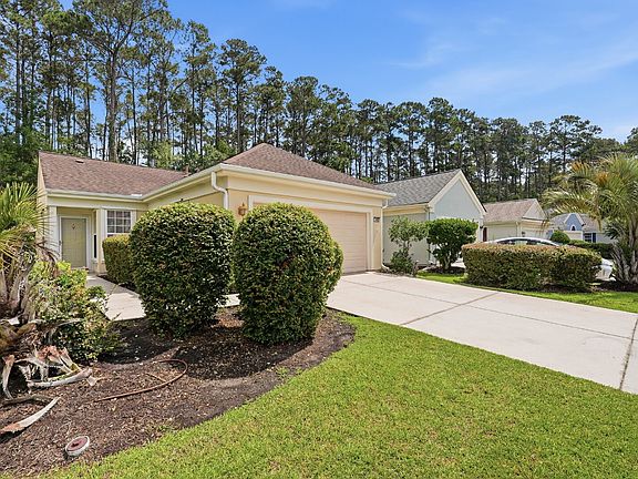 3rd image of 149 Lazy Daisy Dr
