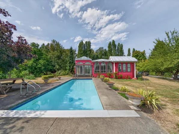 462 248th St, Langley, BC V4W 2H2