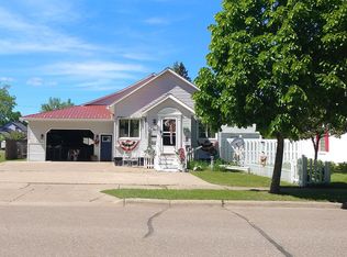 14 W Rice Ave, Tomahawk, WI 54487