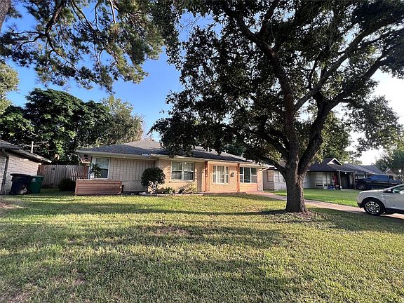 4th image of 1711 Wilde Rock Way