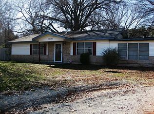 900 S Oak St, Van, TX 75790
