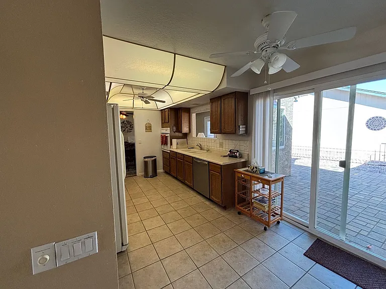 952 Leisure World — Photo 8