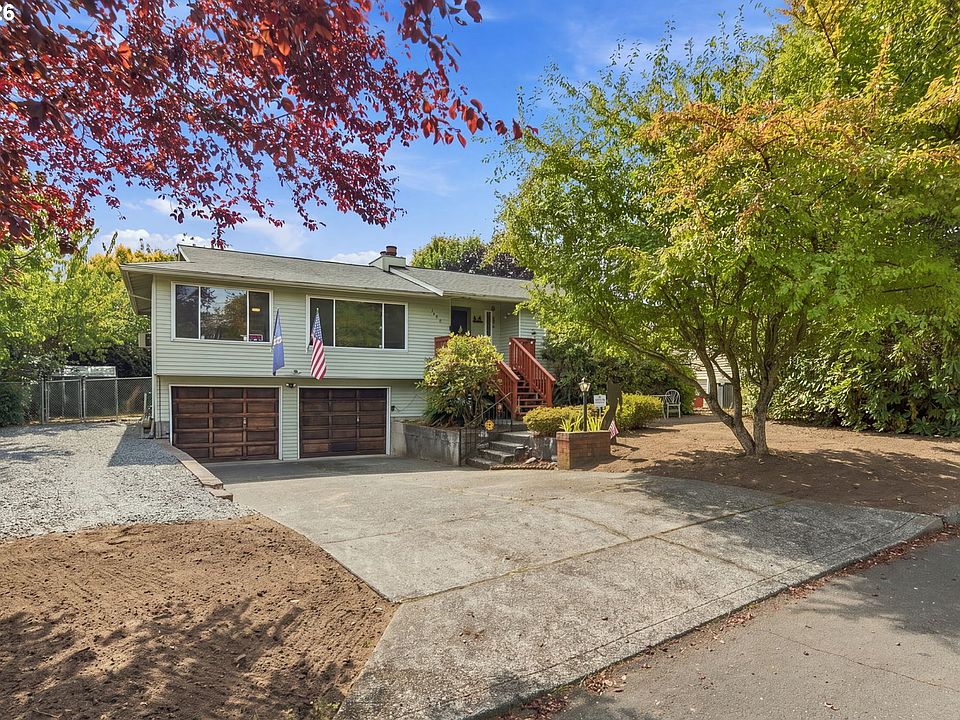 1st image of 1105 NE 126th St