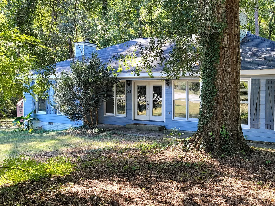 21 Market Cir