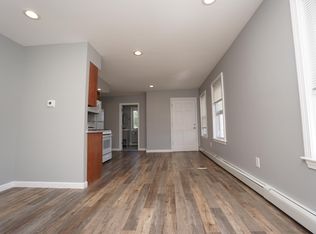 167 Baxter St UNIT 3, Pawtucket, RI 02861