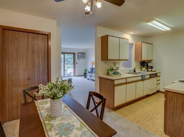 1042 McKenna Blvd #11