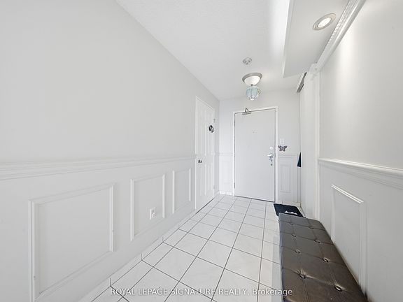 4th image of 3 Rowntree Rd #1906