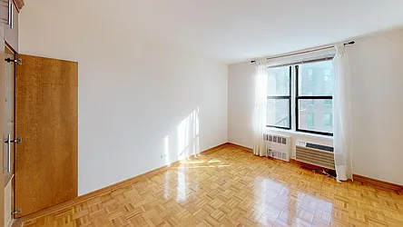 Rented by Metro Garden Realty NYC