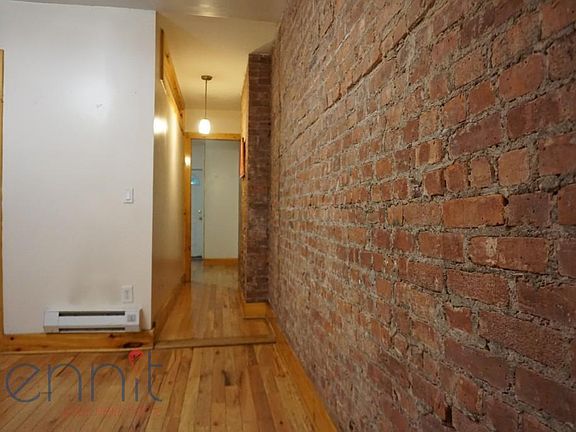 2nd image of 559 Saint Johns Pl APT 1R