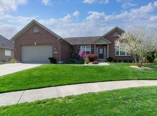 1527 Talon Ct, Maineville, OH 45039