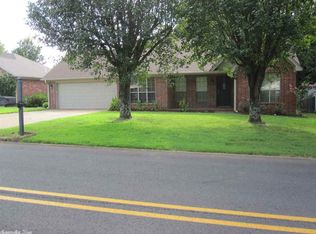 607 Chesapeake Dr, Searcy, AR 72143