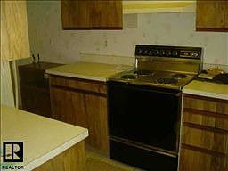 1st image of 1727 Golfview Dr