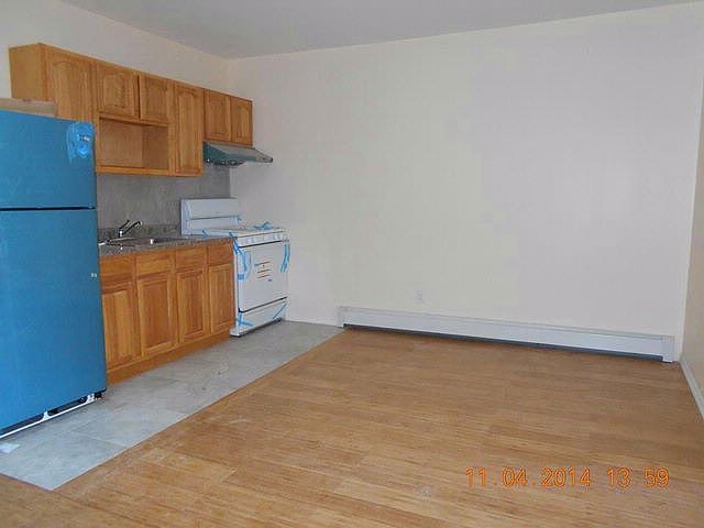 2nd image of 373 Broadway APT 4