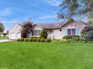 58 Timothy Ln, Riverhead, NY 11901