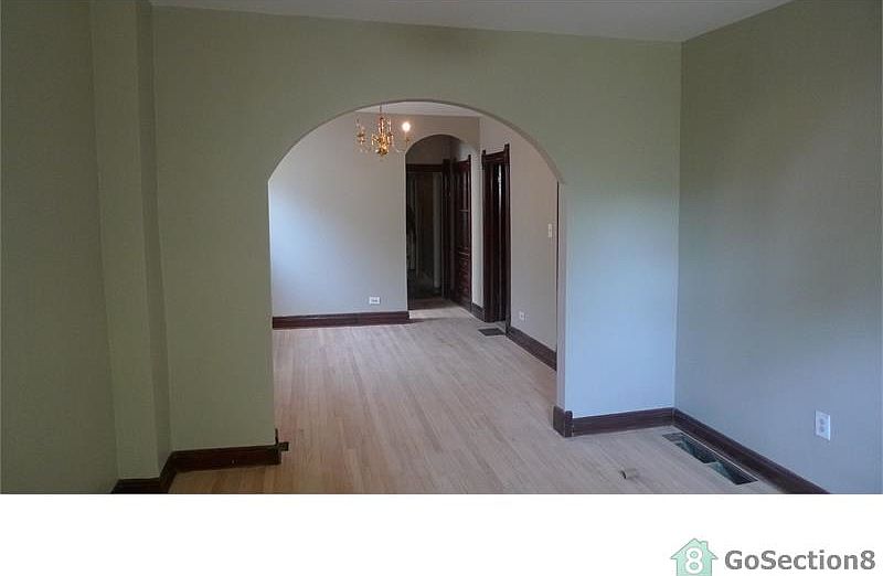 2nd image of 720 W 117th Pl #1
