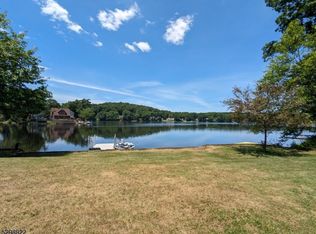 104 E Shawnee Trl, Wharton, NJ 07885