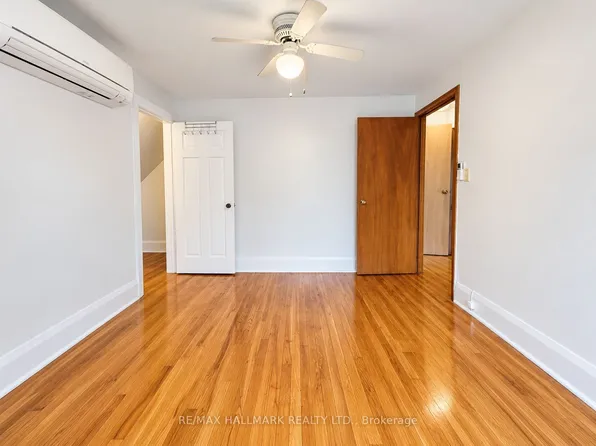 338 Vaughan Rd APT 3, Toronto, ON M6C 2N6