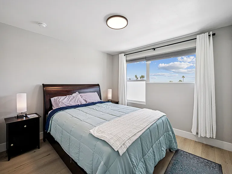 2130 E Turney Ave #3 — Photo 14