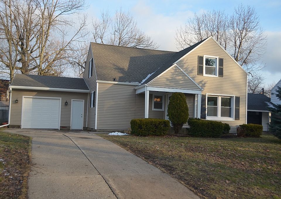 1st image of 141 Kelvin Dr