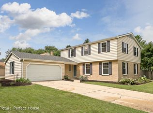 1021 Kennebec Ln, Naperville, IL