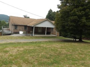 522 Brahma Ln, Pioneer, TN 37847