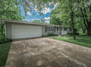 1064 County Road 2311, Moberly, MO 65270
