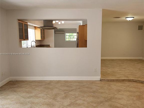 4th image of 17494 SW 82nd Ct