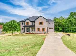 1265 Em Croy Rd, Sugar Hill, GA 30518