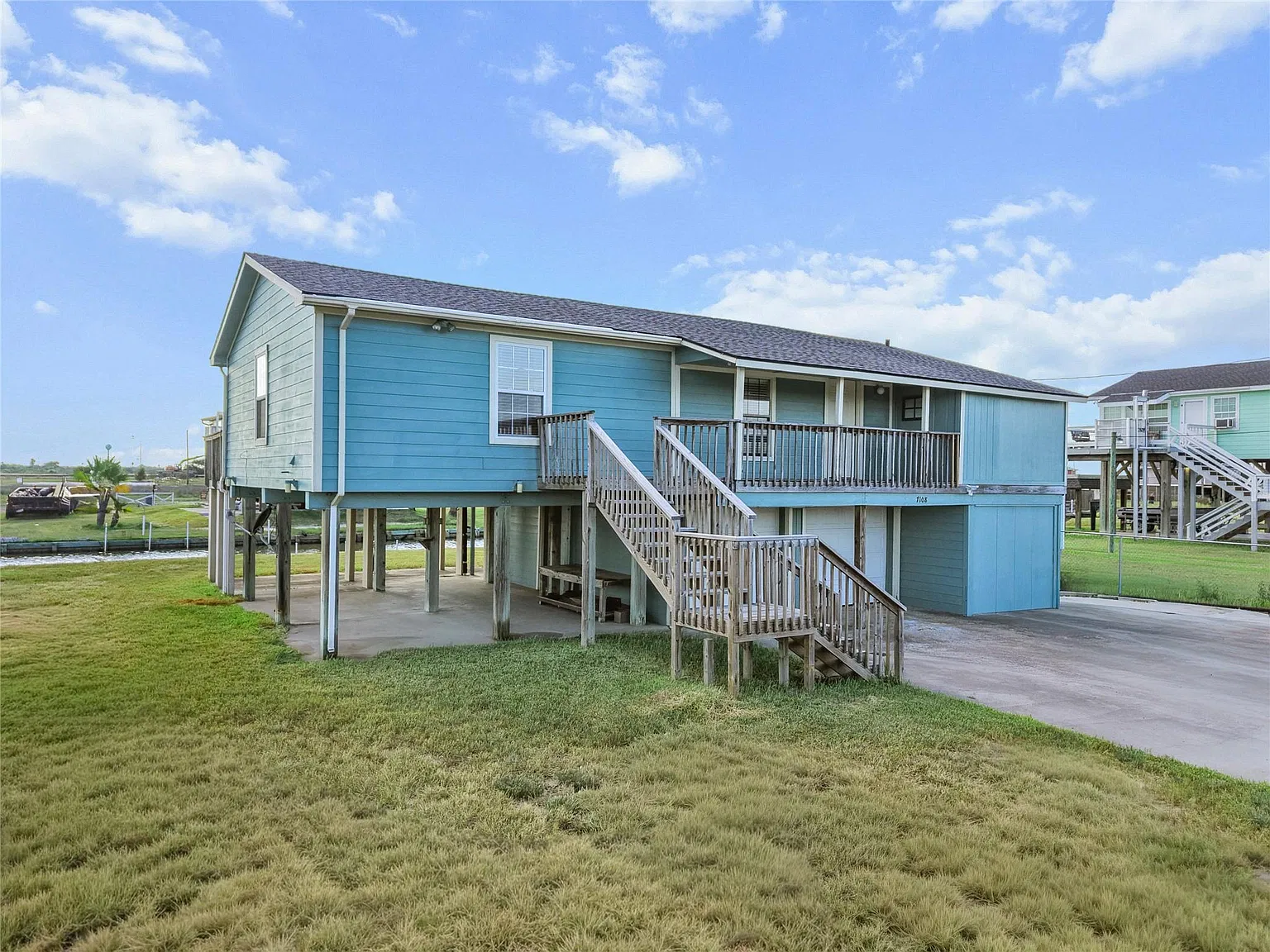 2 bed, 1.5 bath, 1200 sqft, $2,000 — Photo 4