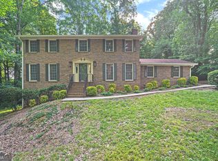 1052 Guys Ct SW, Lilburn, GA 30047