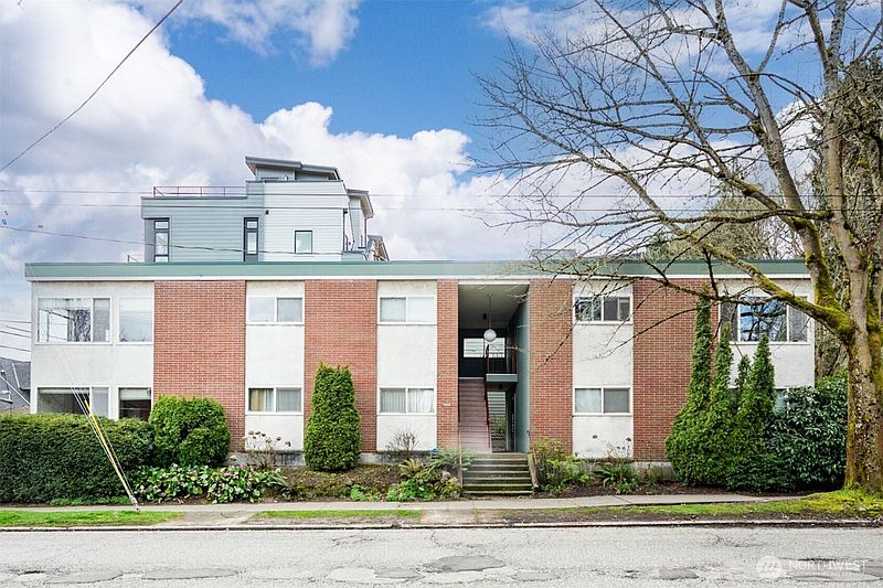 3rd image of 1505 E Galer Street #1-4