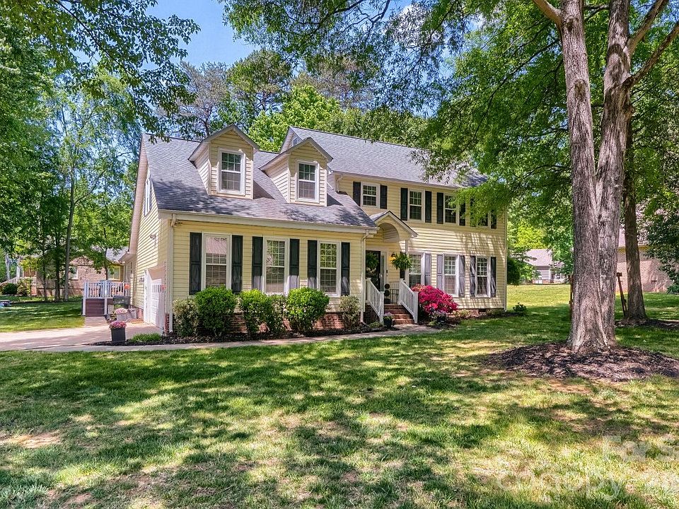 1st image of 120 Brittany Way