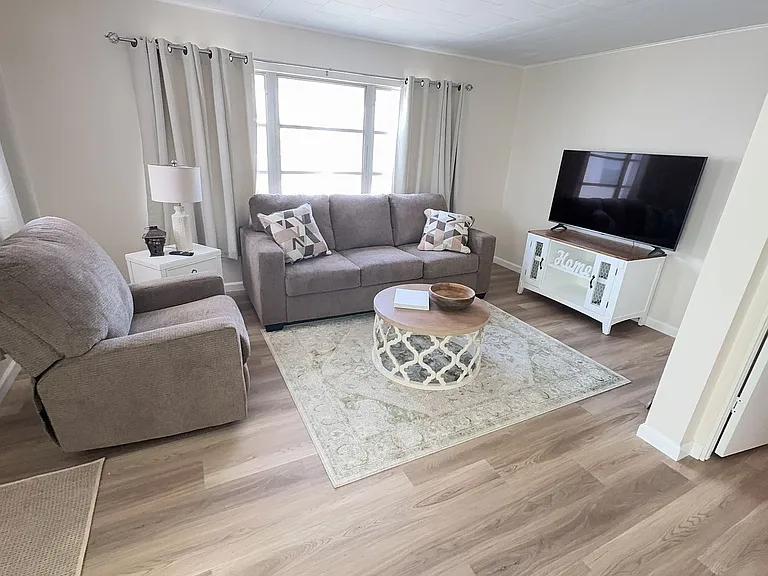 4851 W Gandy Blvd #B4-L5 — Photo 5