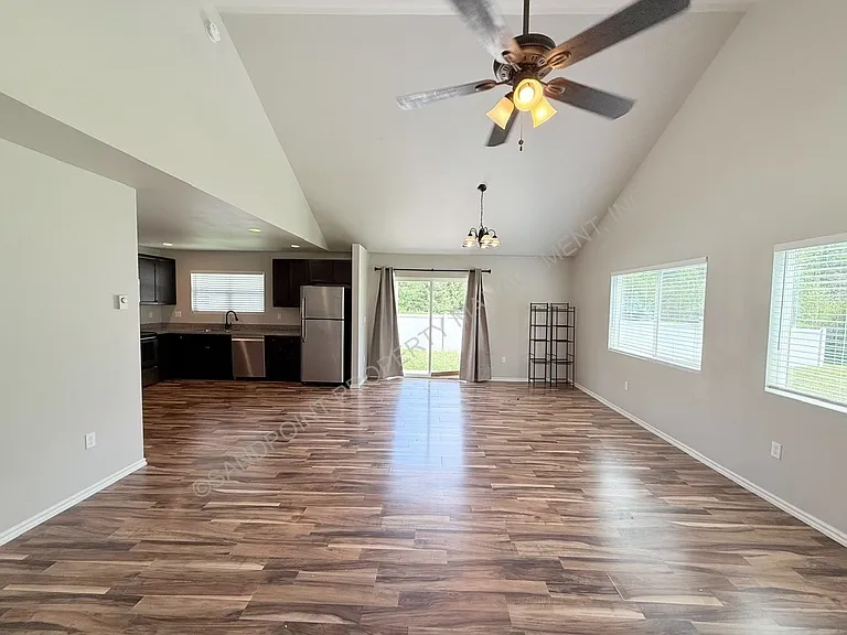 2087 Lower Pack River Rd — Photo 18