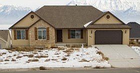 5th image of 2468 S Honeysuckle Dr